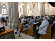 Feier der 1. Heiligen Kommunion in Sankt Crescentius (Foto: Karl-Franz Thiede)